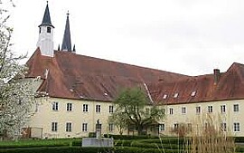 Banner Yoga - in der Bewegung den inneren Frieden finden